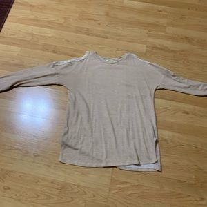 Open sleeve long sleeve top
